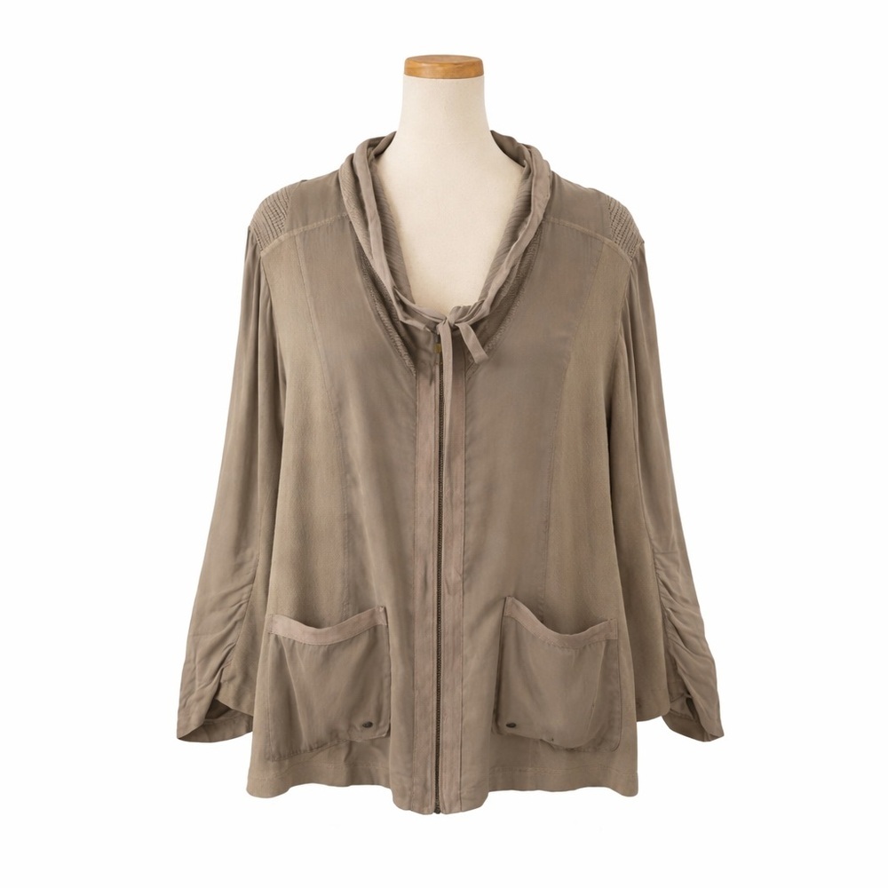 XCVI L Parachute Jacket 0206 Lightweight Beige Cargo Utility Pockets small